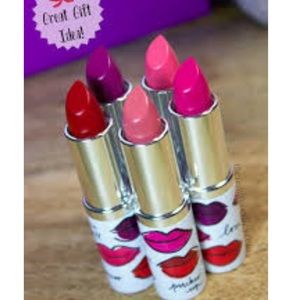 Clinique Matte Plum Lipstick - new!